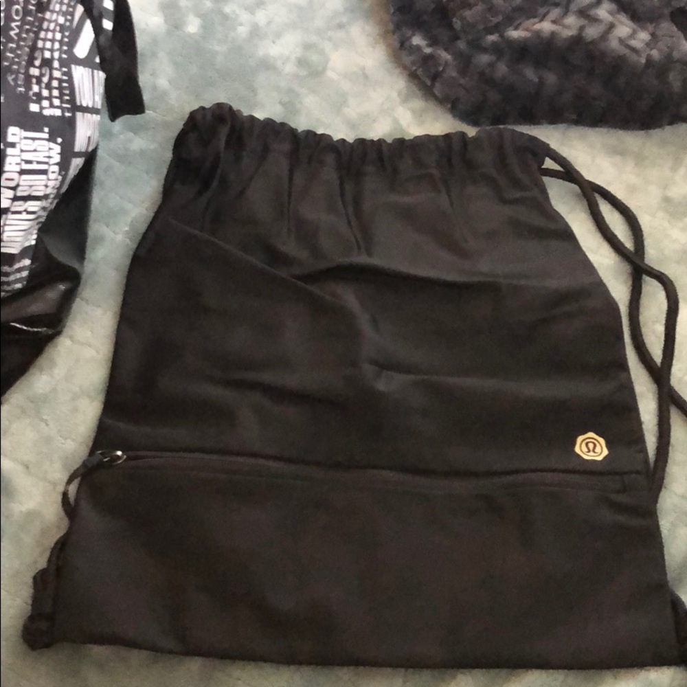 Lululemon drawstring backpack